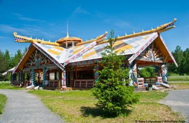 Мандроги. В гости к деревенским мастерам 