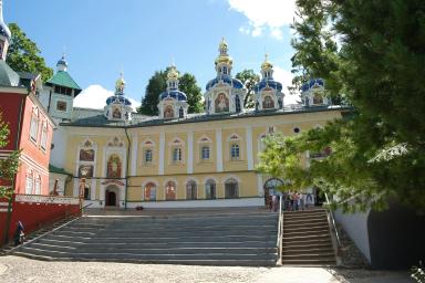 Псков - Изборск - Печоры - Пушкинские горы (для школьных групп)