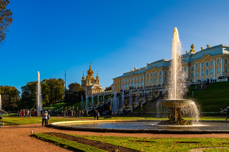 Классический тур для школьников в Петербург на 3 дня