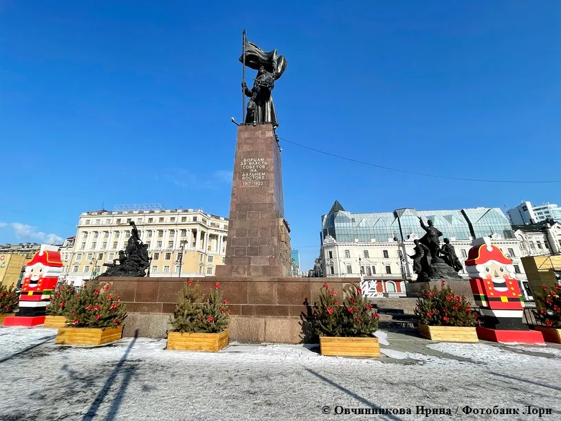 Владивосток. С Новый годом, кошка!